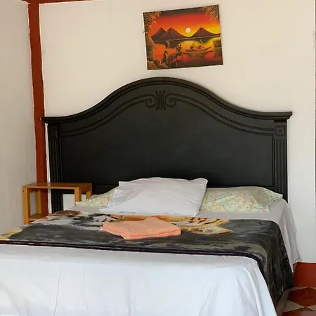 Hotel Villa Del Lago, Gladys-2